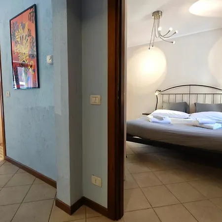 Hostdomus -chalet Sciatori Garden Apartman *