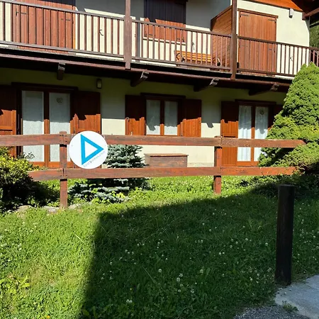 Appartamento Hostdomus -chalet Sciatori Garden Pragelato